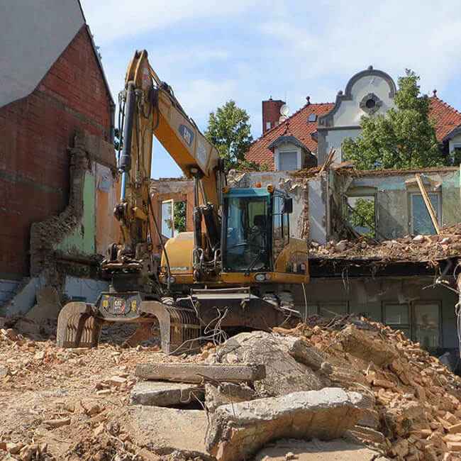 Demolition Contractors in Toronto