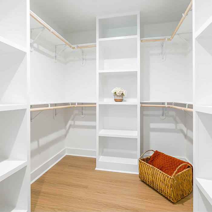 Keeps Things Organized